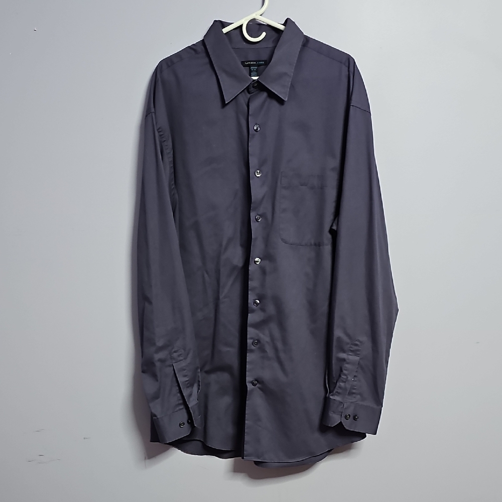 Van Heusen Purple Dress Shirt Classic Tailored Design‎